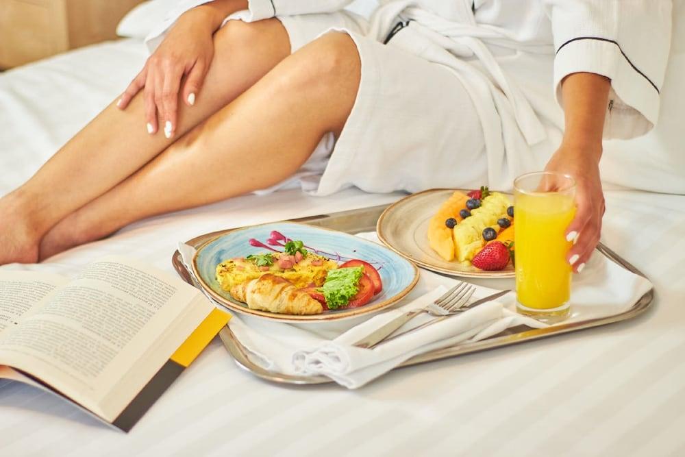 Hotel Estelar San Isidro Lima Zewnętrze zdjęcie